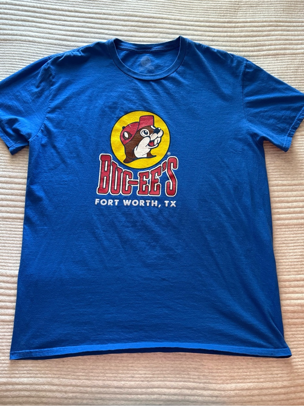 Bucees Fort Worth TX T Shirt Mens XL Blue Beaver Graphic Logo Short Sleeve Texas